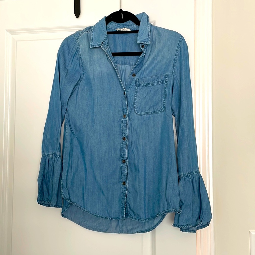 💝 FREE with Purchase - beachlunchlounge bell sleeve denim chambray top